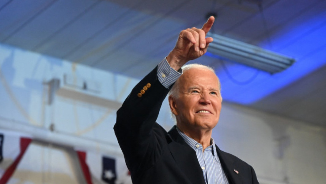 Joe Biden laudă respingerea extremismului în Franța și îndeamnă la același lucru în SUA