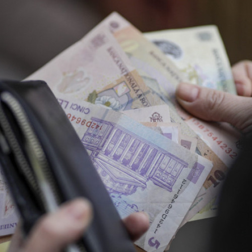 Problemele pensionarilor: taxe mari pentru obținerea actelor necesare recalculării pensiilor