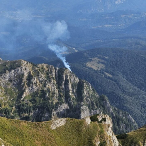 Turistii din Valea Prahovei, avertizați să evite traseele montane