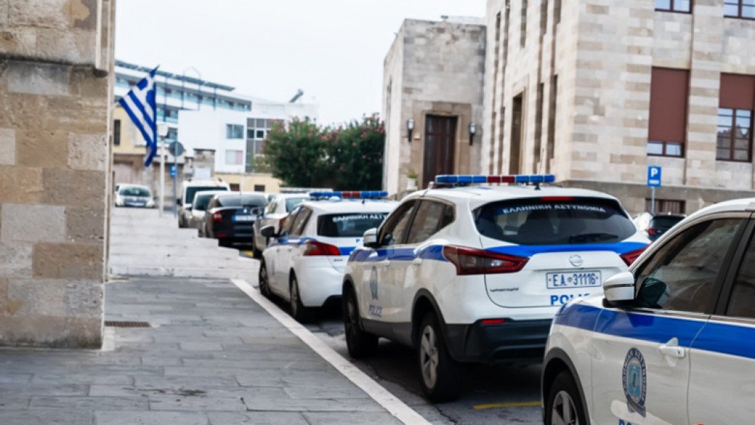 Autoritatea elenă de luptă împotriva spălării banilor a înghețat conturi bancare ale proprietarilor de cluburi de noapte