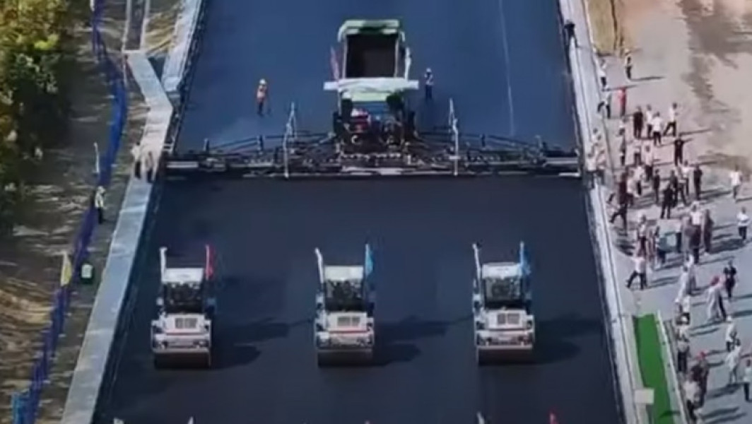 China a construit prima autostradă din lume fără muncitori