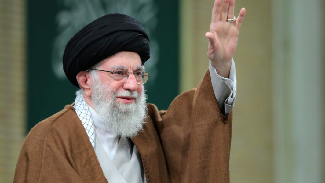Intensificarea discuțiilor despre succesiunea lui Khamenei în Iran