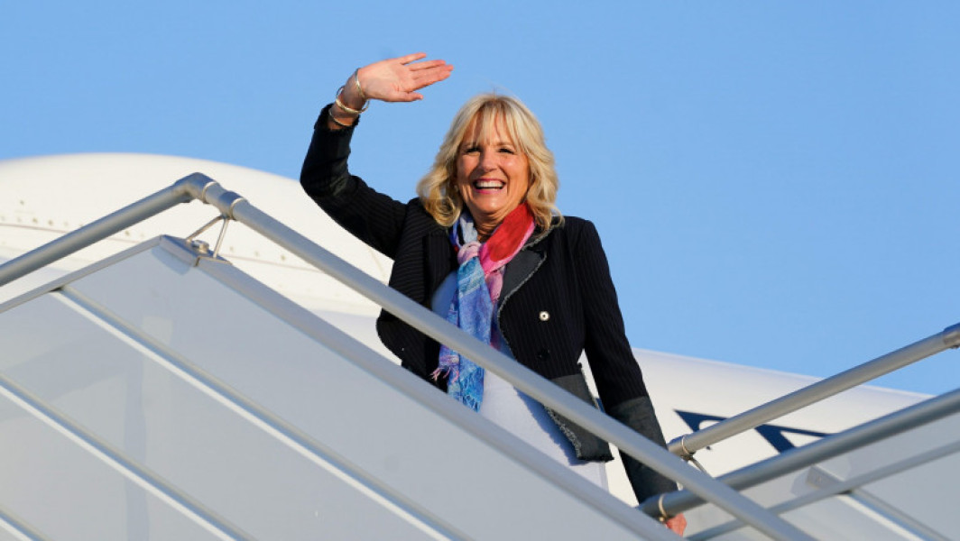 Jill Biden stârnește controverse cu ținuta sa la vot