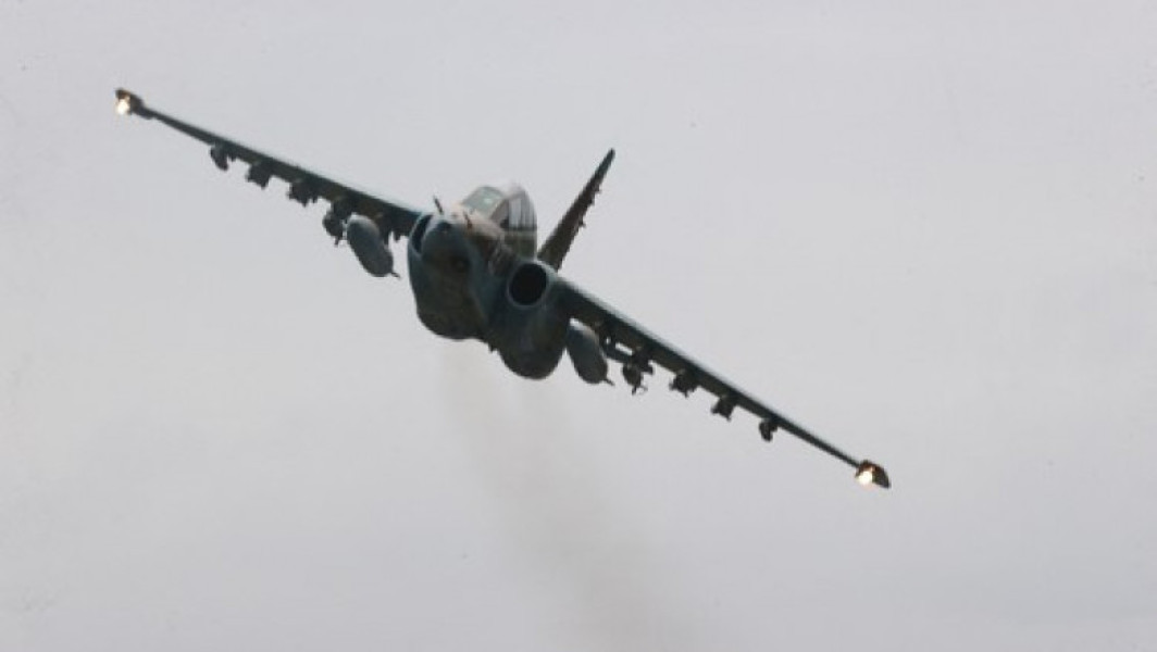 Doi piloti dispăruți după prăbușirea unui avion de antrenament în Vietnam