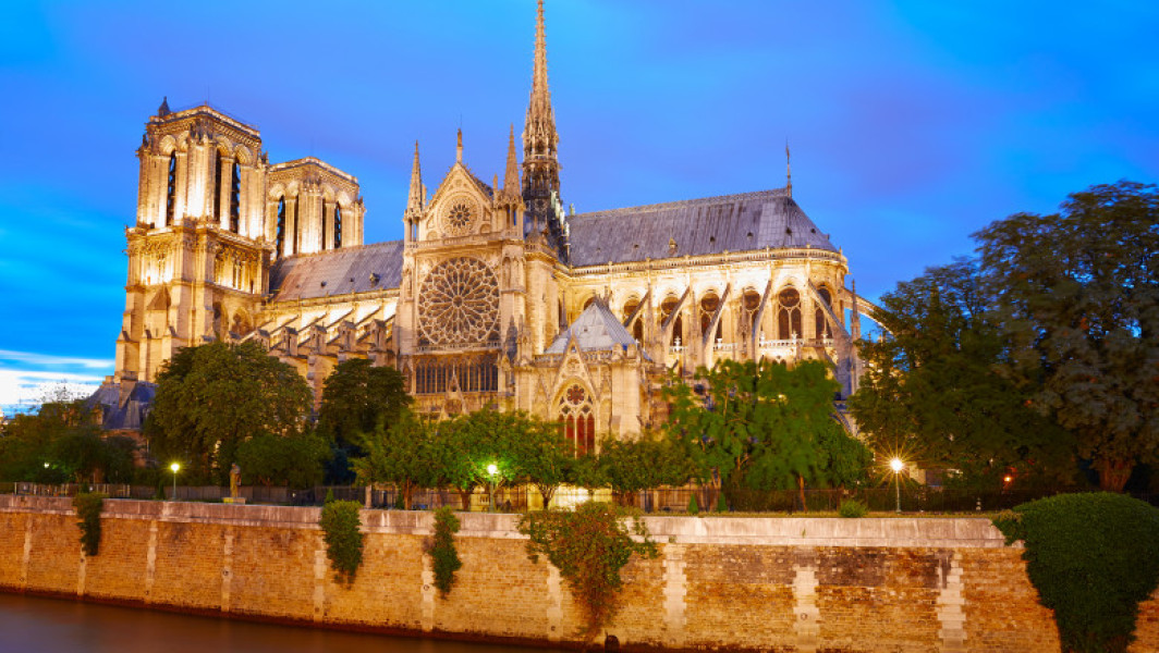 Catedrala Notre Dame se redeschide după cinci ani de reconstrucție