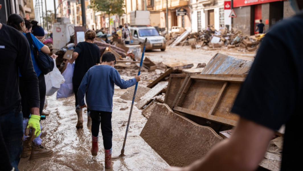 Tragedie în Valencia: două corpuri de copii descoperite după inundații devastatoare
