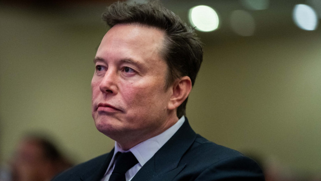 Elon Musk își formează o echipă pentru reducerea cheltuielilor publice