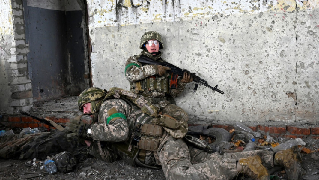 Rusia recucerește teren în estul și sud-estul Ucrainei, iar conflictul continuă să escaladeze