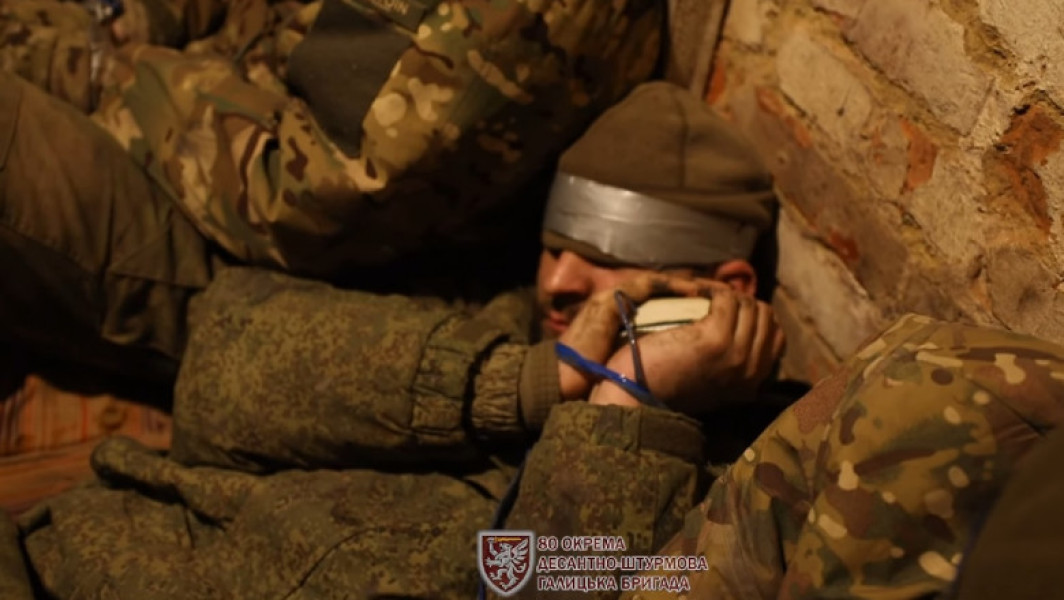 Brigada 80 Halichina din Ucraina capturează 26 de soldați ruși în regiunea Kursk