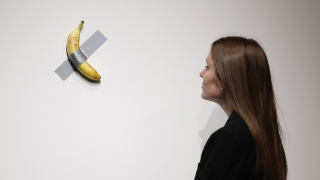 Maurizio Cattelan, artistul italian care a vândut banana lipită pe perete cu 6,2 milioane de dolari