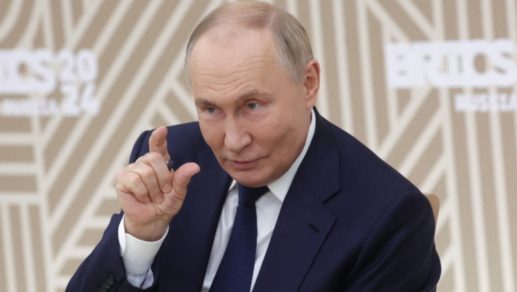 Vladimir Putin semnează o lege care interzice adopțiile de copii rusi de către cetățeni din țări cu tranzitie de gen legalizată