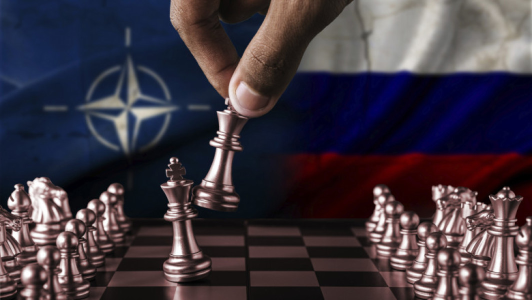 Europa se confruntă cu un război hibrid din partea Rusiei