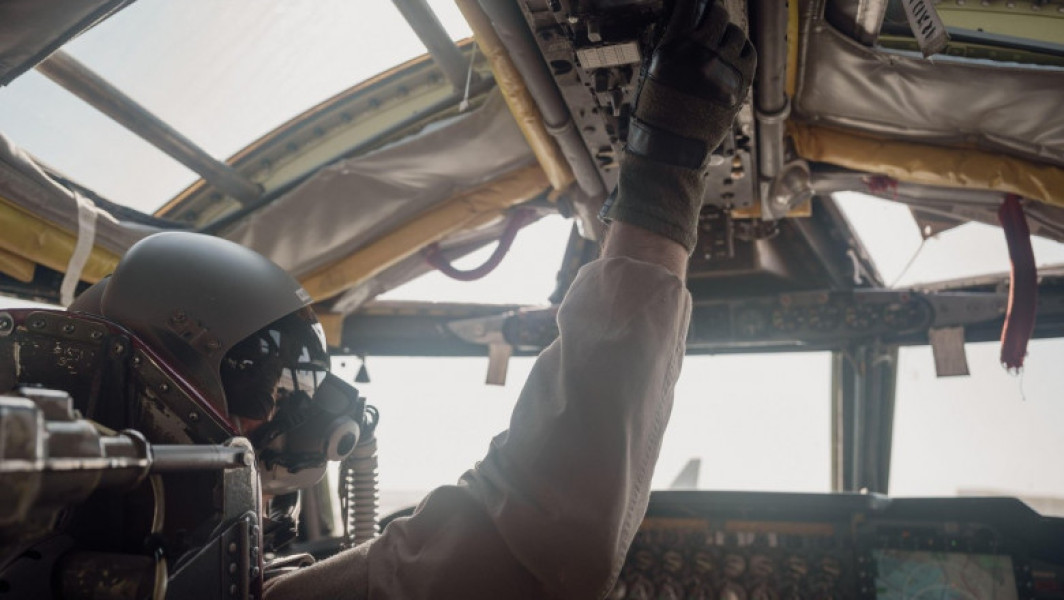 Două bombardiere americane B-52 au fost interceptate de avioane de luptă rusești Su-27 lângă Kalinigrad