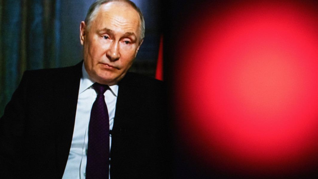 Vladimir Putin amenință că Rusia va folosi toate resursele militare dacă Ucraina dobândește arme nucleare