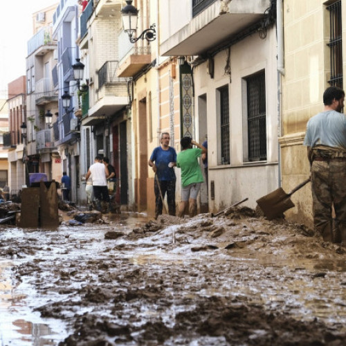 Guvernul spaniol aprobă concediu plătit de 4 zile în caz de urgență climatică