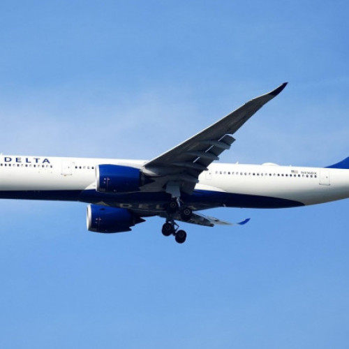 Femeie fără bilet de îmbarcare s-a ascuns în toaleta unui avion Delta pe Aeroportul JFK