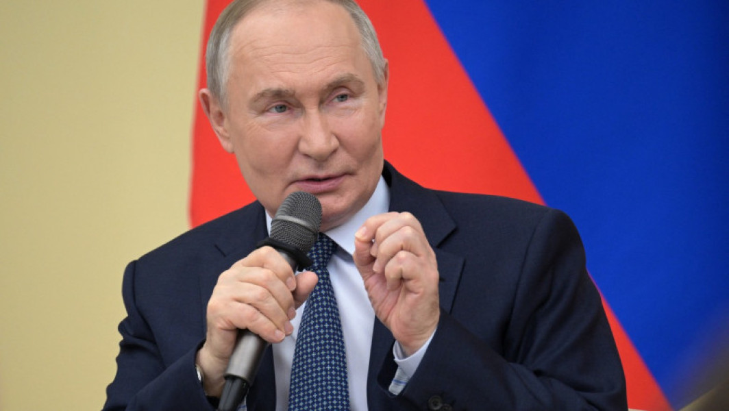 Putin comentează ironic renumărarea voturilor din prima tură a alegerilor prezidențiale din România