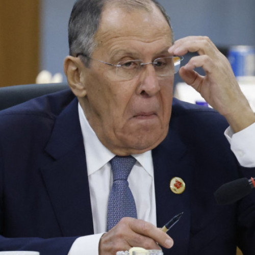 Tucker Carlson intervievează pe Serghei Lavrov la Moscova