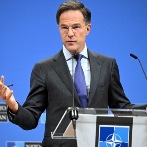 Critici dure ale secretarului general al NATO la adresa industriei de apărare