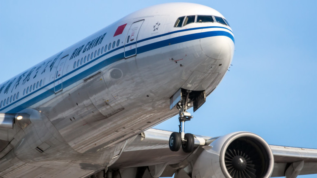 Companiile aeriene europene redus rutele, iar transportatorii chinezi le cresc