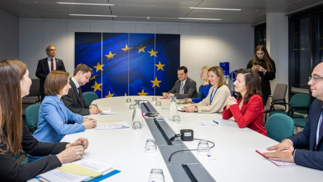 Întâlnire între Roxana Minzatu și Maia Sandu pentru sprijinirea antreprenorilor din Moldova
