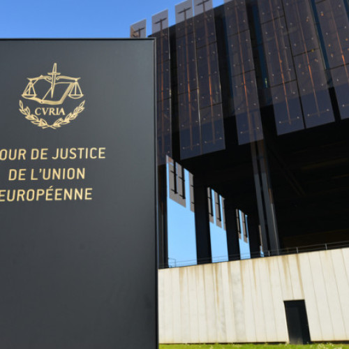 Comisia Europeană acționează în justiție împotriva Regatului Unit pentru restricțiile asupra liberei circulații a cetățenilor UE