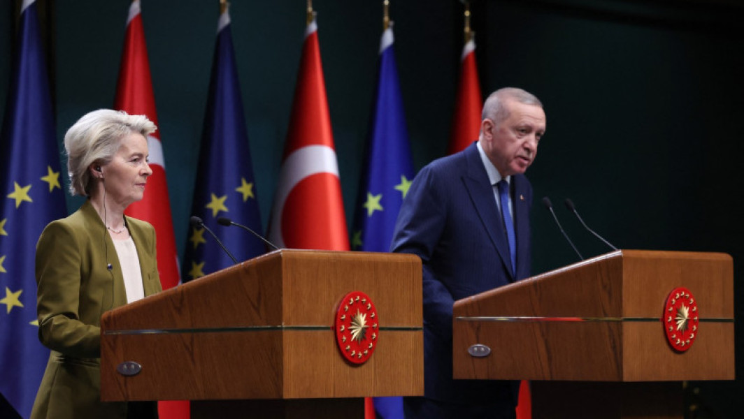 Uniunea Europeană va aloca un miliard de euro suplimentar pentru refugiații din Turcia