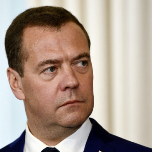 Medvedev amenință oficialii NATO după asasinarea generalului rus