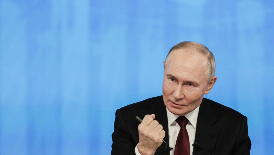 Vladimir Putin afirmă că invazia Ucrainei ar fi trebuit să înceapă mai devreme