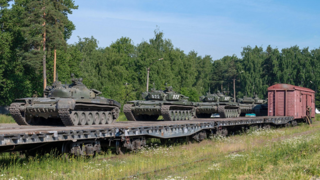 Rusia caută soluții pentru camuflarea transporturilor militare după un atac ucrainean