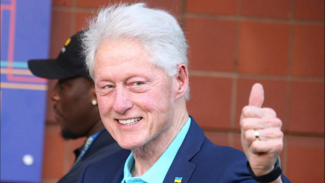 Bill Clinton, externat din spital după internarea din cauza unei gripe