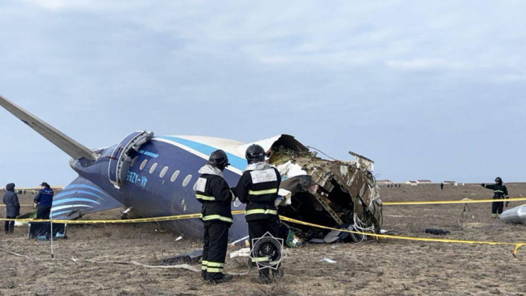 29 de supraviețuitori după prăbușirea unui avion de pasageri în Kazahstan