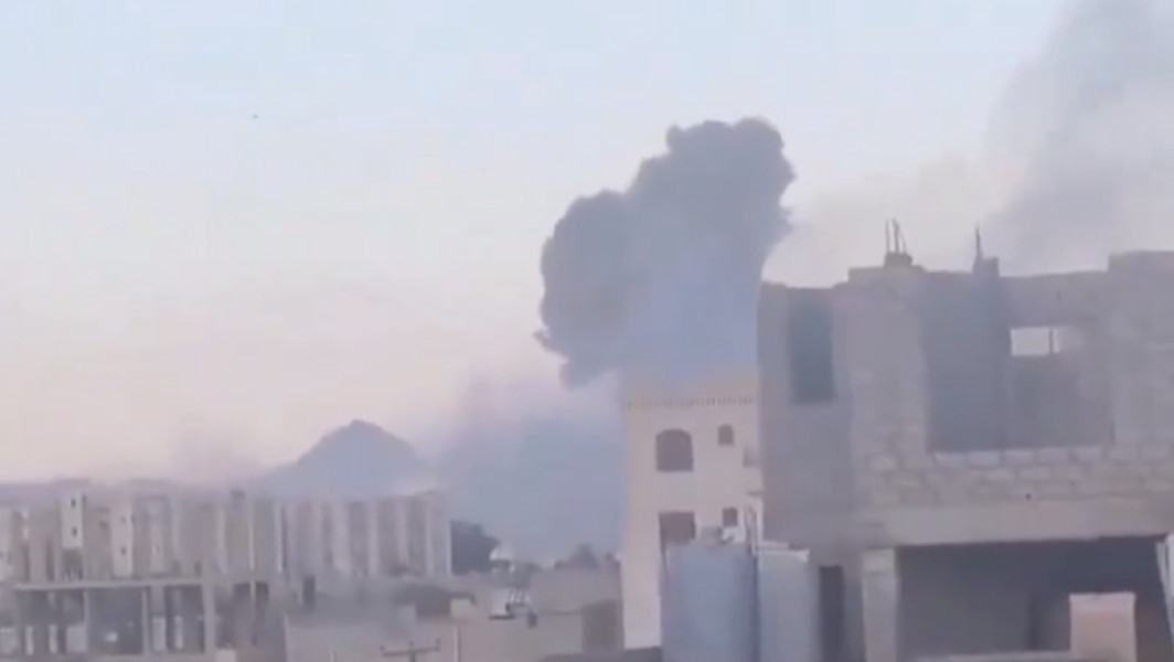 Armata israeliană atacă ținte din Yemen