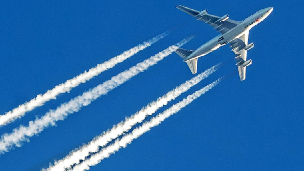 Teoriile conspirației legate de chemtrails revizuite în SUA
