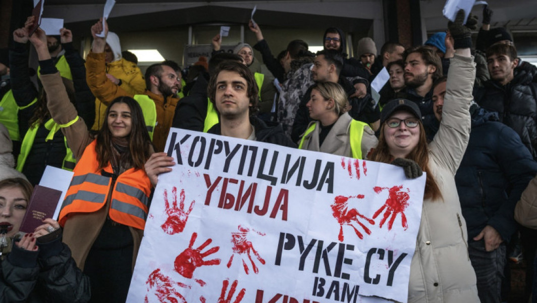 Proteste masive ale studenților în Serbia pentru victimele de la Novi Sad