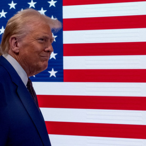 Donald Trump contestă coborârea drapelelor în bernă cu ocazia investirii sale