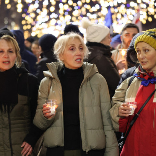Mii de georgieni protestează împotriva guvernului la Tbilisi