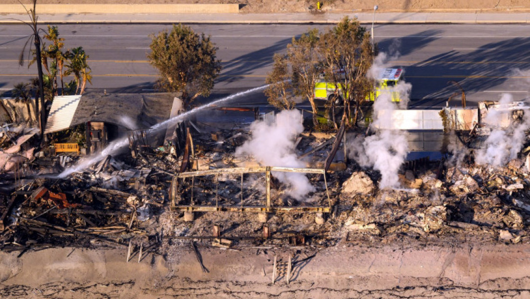 Incendiile devastatoare din California afectează casa lui Paris Hilton din Malibu