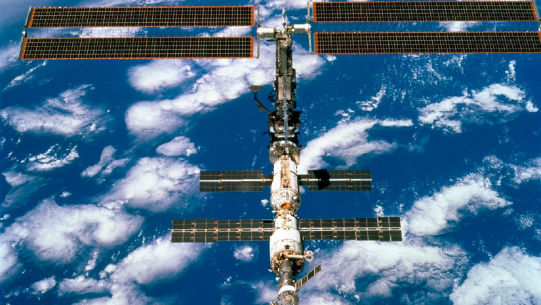 Doi astronauti ai NASA au efectuat lucrari de reparatii pe Statia Spatiala Internationala