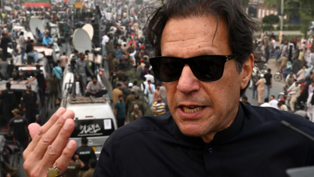 Fostul premier pakistanez Imran Khan, condamnat la 14 ani de închisoare pentru corupție