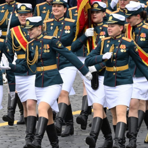 Rusia recrutează femei în forțele armate pentru unitățile militare de voluntari
