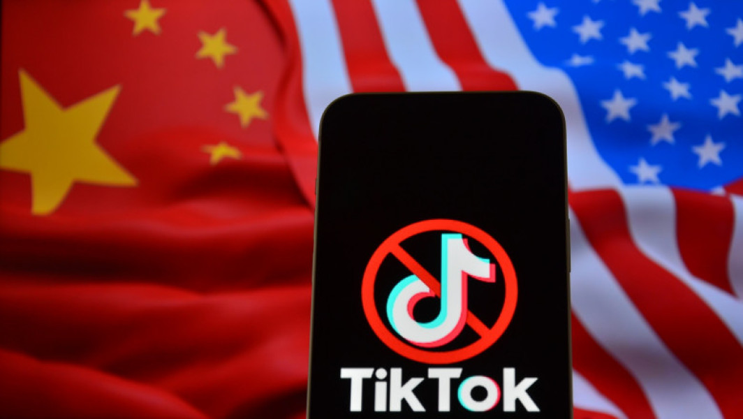 TikTok sub amenințarea interzicerii în SUA: Impactul asupra securității naționale discutat la nivel global