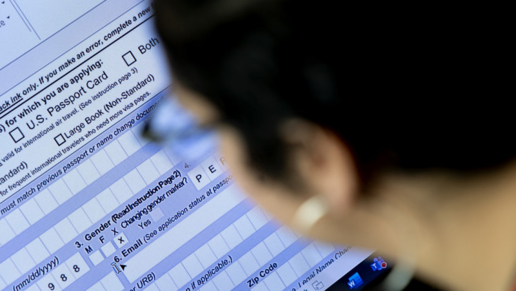 Statele Unite suspendă eliberarea pașapoartelor cu genul "X" pentru persoanele non-binare