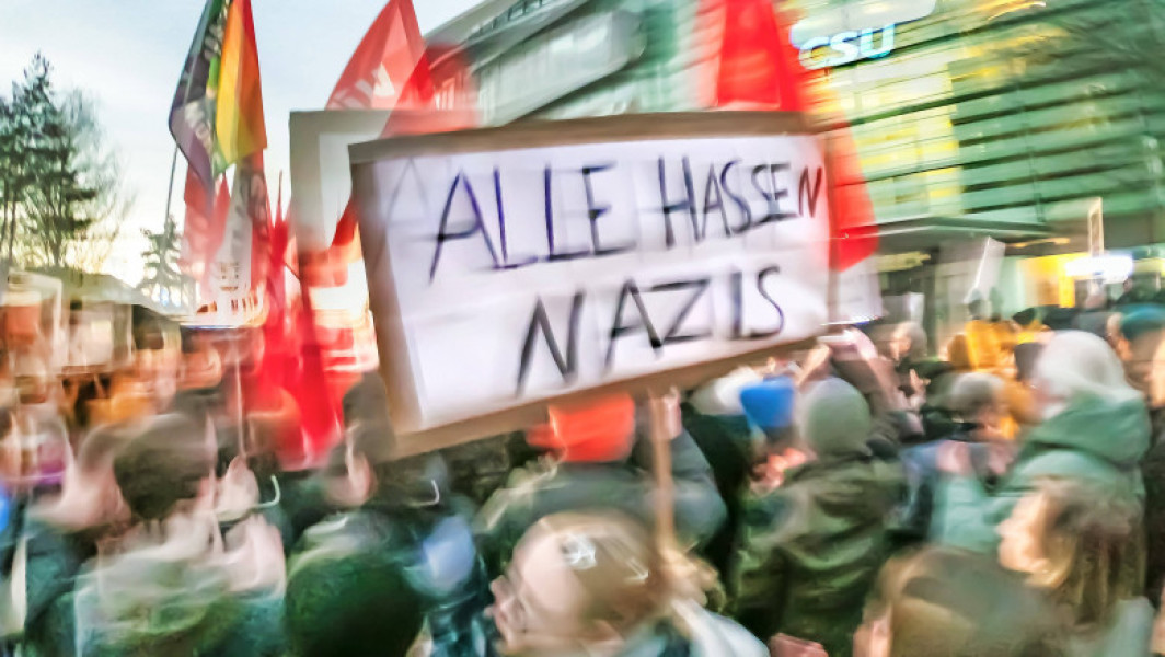 Proteste în întreaga Germanie după adoptarea unei motiuni controversate privind migrația