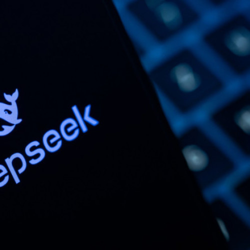 Problemele politice sensibile afectează performanța robotului de chat DeepSeek