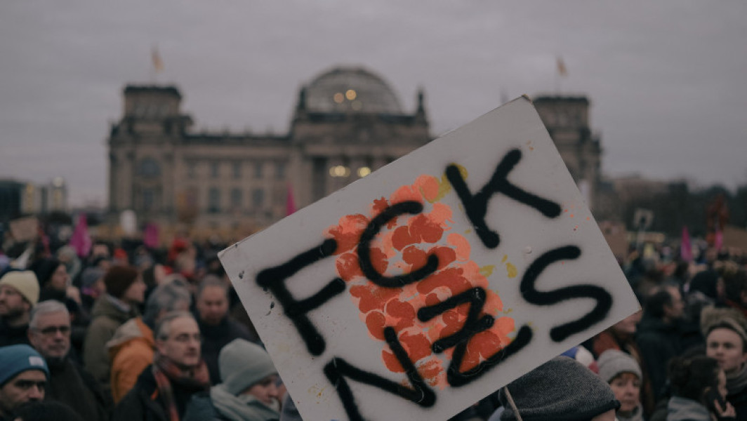 Germanii susțin reformele imigrării propuse de Friedrich Merz