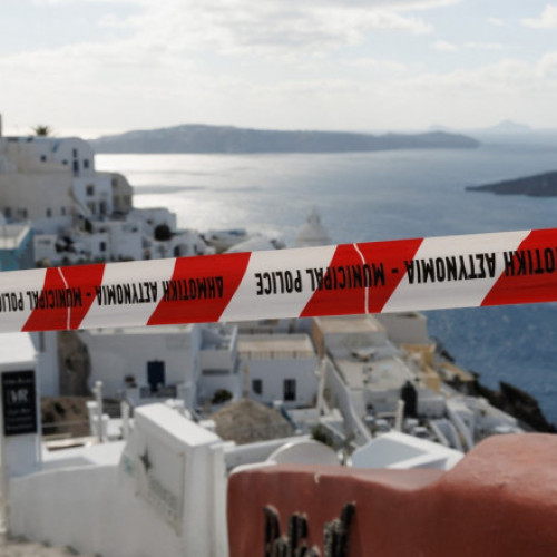Școlile din Santorini și insulele din apropiere rămân închise până pe 14 februarie din cauza seismelor