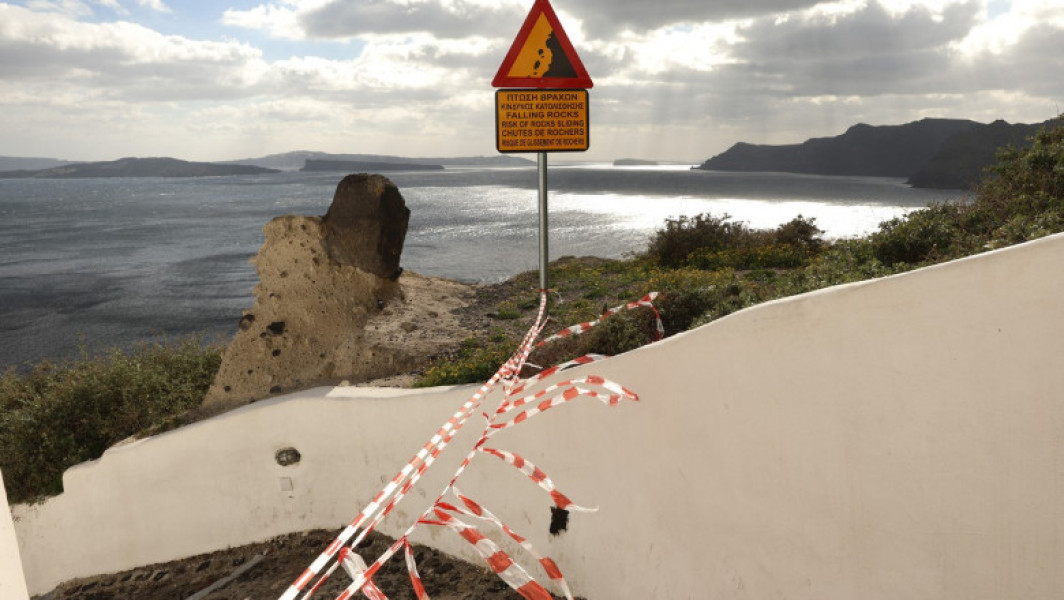 Activitatea seismică intensificată în Ciclade, Santorini afectată