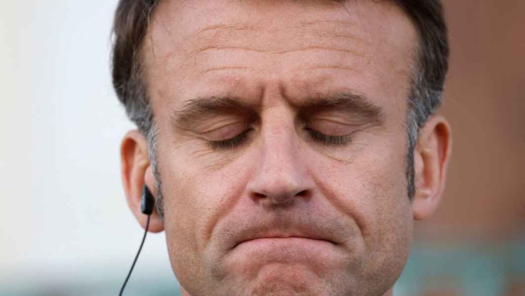 Emmanuel Macron promovează summitul pe inteligență artificială printr-o parodie video