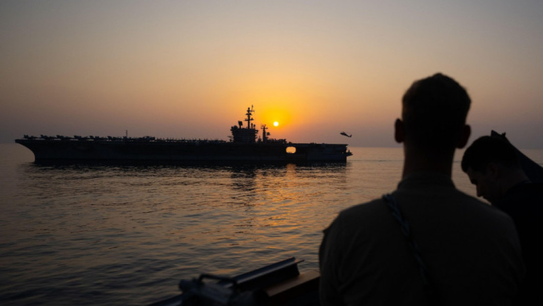 Distrugătoarele americane din Marea Roșie resping dronele Houthi fără focuri de armă
